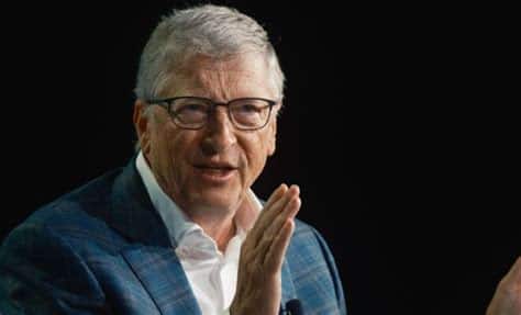 Bill Gates alerte sur les dangers des réseaux sociaux et de l’intelligence artificielle